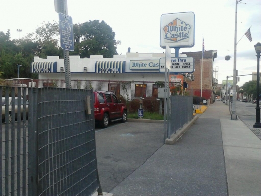 White Castle in Yonkers City, New York, United States - #1 Photo of Restaurant, Food, Point of interest, Establishment
