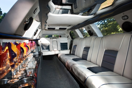 Photo by <br />
<b>Notice</b>:  Undefined index: user in <b>/home/www/activeuser/data/www/vaplace.com/core/views/default/photos.php</b> on line <b>128</b><br />
. Picture for Air Aristocrat Limousine in Elmwood Park City, New Jersey, United States - Point of interest, Establishment