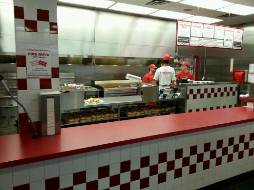 Five Guys Burgers and Fries in North Bergen City, New Jersey, United States - #2 Photo of Restaurant, Food, Point of interest, Establishment, Meal takeaway