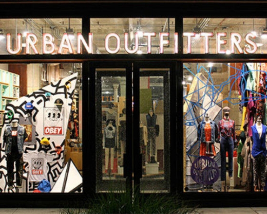 Urban Outfitters in Manhasset City, New York, United States - #1 Photo of Point of interest, Establishment, Store, Home goods store, Clothing store, Shoe store