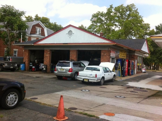 Bernie's Auto Repair in Clifton City, New Jersey, United States - #2 Photo of Point of interest, Establishment, Store, Car repair