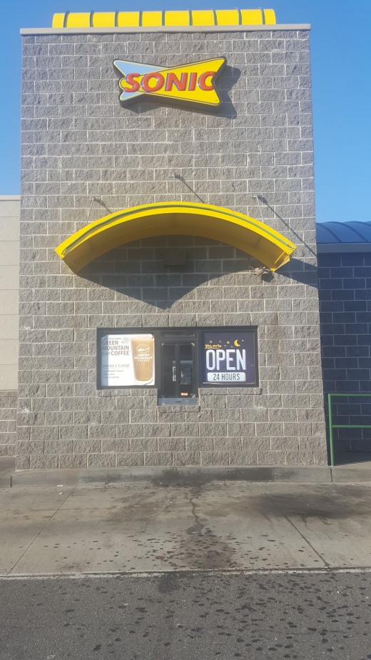 Sonic Drive-In in Elizabeth City, New Jersey, United States - #4 Photo of Restaurant, Food, Point of interest, Establishment, Meal takeaway