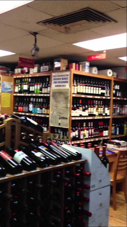 Windsor Wine Shop in New York City, New York, United States - #2 Photo of Food, Point of interest, Establishment, Store, Liquor store