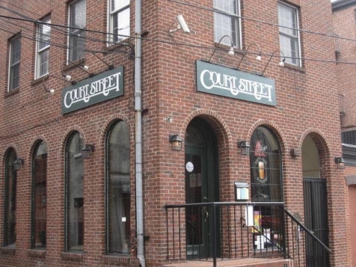Court Street Restaurant & Bar in Hoboken City, New Jersey, United States - #1 Photo of Restaurant, Food, Point of interest, Establishment, Bar