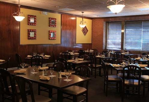 Garlic Rose Bistro in Cranford City, New Jersey, United States - #1 Photo of Restaurant, Food, Point of interest, Establishment, Bar