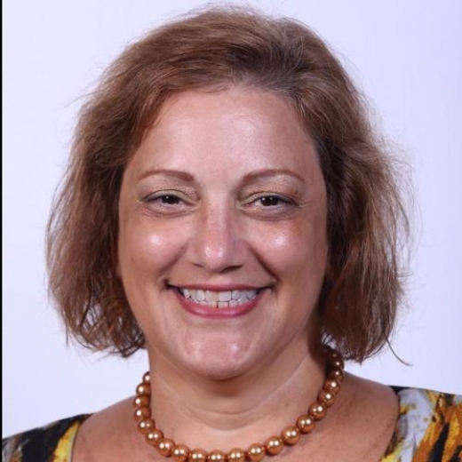 Avon Representative/Recruiter - Linda Ruggiero in Larchmont City, New York, United States - #1 Photo of Point of interest, Establishment, Store, Health, Jewelry store, Clothing store, Beauty salon, Hair care