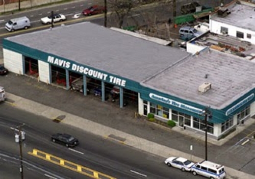 Mavis Discount Tire in New Hyde Park City, New York, United States - #3 Photo of Point of interest, Establishment, Store, Car repair