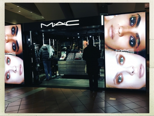 Photo by Jim Beckmann for MAC Cosmetics - Atlantic Terminal