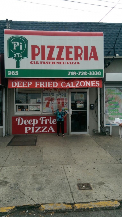 Pi Pizzeria in Staten Island City, New York, United States - #4 Photo of Restaurant, Food, Point of interest, Establishment