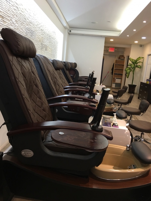 Vivian Joy Nail Spa in Queens City, New York, United States - #2 Photo of Point of interest, Establishment, Beauty salon, Hair care