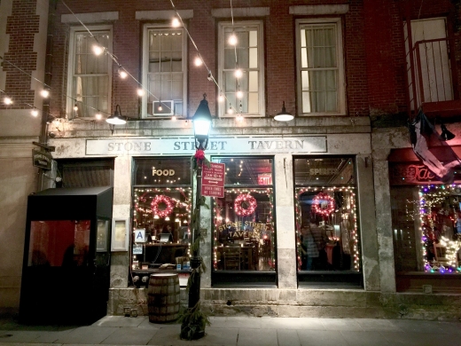 Stone Street Tavern in New York City, New York, United States - #2 Photo of Restaurant, Food, Point of interest, Establishment, Bar