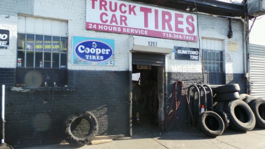 Photo by Walkereleven NYC for Samco Truck Tire Inc