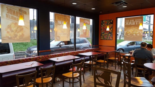 Taco Bell in Woodbridge City, New Jersey, United States - #1 Photo of Restaurant, Food, Point of interest, Establishment, Meal takeaway