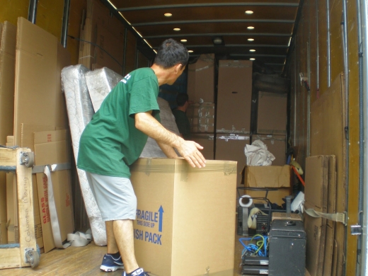 Photo by <br />
<b>Notice</b>:  Undefined index: user in <b>/home/www/activeuser/data/www/vaplace.com/core/views/default/photos.php</b> on line <b>128</b><br />
. Picture for Green City Movers Inc. in Kings County City, New York, United States - Point of interest, Establishment, Store, Moving company, Storage