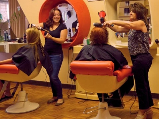 Flo's Hair Design in Lyndhurst City, New Jersey, United States - #1 Photo of Point of interest, Establishment, Beauty salon, Hair care