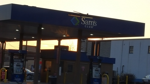 Photo by Raul Salas for Sam's Club Gas Station