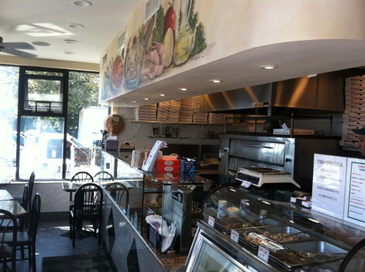 Romeo Pizzeria in Jamaica City, New York, United States - #2 Photo of Restaurant, Food, Point of interest, Establishment