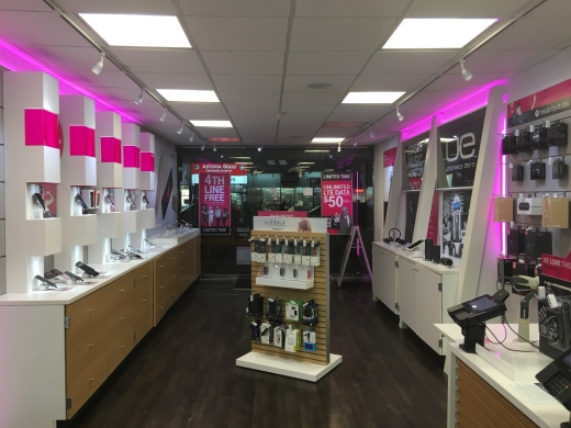 T-Mobile Astoria in Queens City, New York, United States - #2 Photo of Point of interest, Establishment, Store