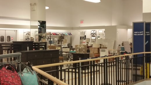 Marshalls in Manhasset City, New York, United States - #4 Photo of Point of interest, Establishment, Store, Department store