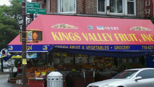 Photo by Walkereighteen NYC for Kings Valley Fruit