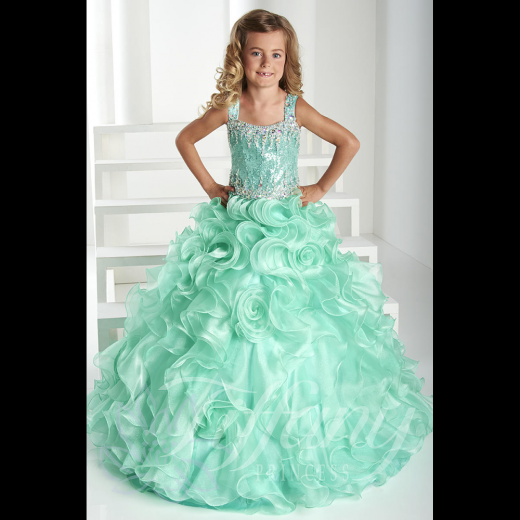 Photo by <br />
<b>Notice</b>:  Undefined index: user in <b>/home/www/activeuser/data/www/vaplace.com/core/views/default/photos.php</b> on line <b>128</b><br />
. Picture for quinceanera dresses sweet sixteen dress princes dresses in Paterson City, New Jersey, United States - Point of interest, Establishment, Store, Clothing store