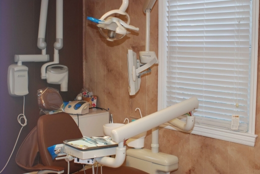 Lincoln Family Dental / Jason Wasserman, DMD in Carteret City, New Jersey, United States - #4 Photo of Point of interest, Establishment, Health, Dentist
