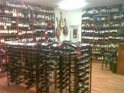 Photo by <br />
<b>Notice</b>:  Undefined index: user in <b>/home/www/activeuser/data/www/vaplace.com/core/views/default/photos.php</b> on line <b>128</b><br />
. Picture for Vinos En Wyckoff in New York City, New York, United States - Food, Point of interest, Establishment, Store, Liquor store