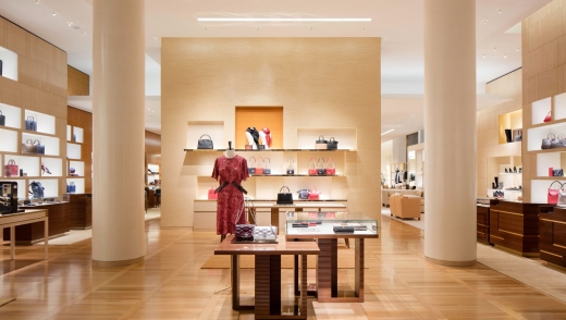 Louis Vuitton Manhasset in Manhasset City, New York, United States - #3 Photo of Point of interest, Establishment, Store, Clothing store, Shoe store