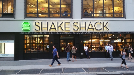 Shake Shack in New York City, New York, United States - #2 Photo of Restaurant, Food, Point of interest, Establishment, Store, Meal takeaway