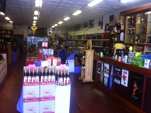 Photo by <br />
<b>Notice</b>:  Undefined index: user in <b>/home/www/activeuser/data/www/vaplace.com/core/views/default/photos.php</b> on line <b>128</b><br />
. Picture for A to Z Liquors in Fresh Meadows City, New York, United States - Point of interest, Establishment, Store, Liquor store
