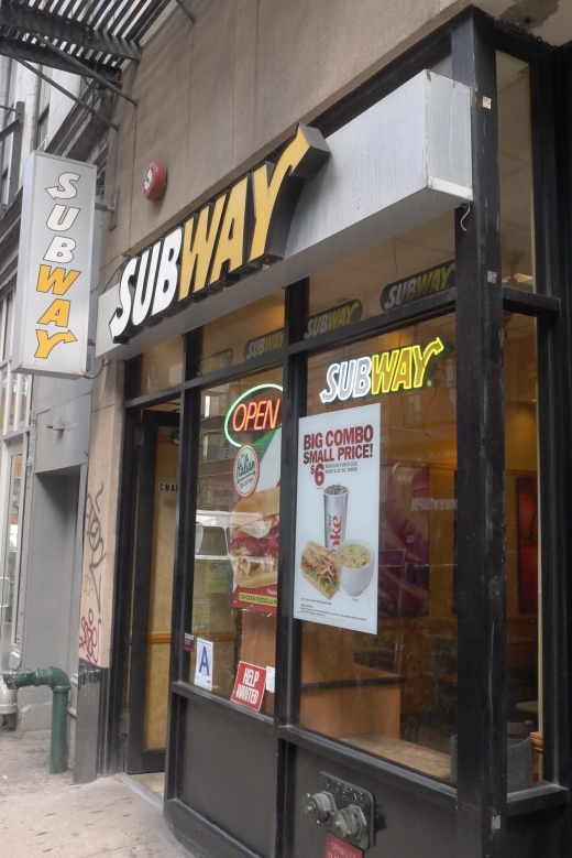 Subway in New York City, New York, United States - #1 Photo of Restaurant, Food, Point of interest, Establishment, Store, Meal takeaway