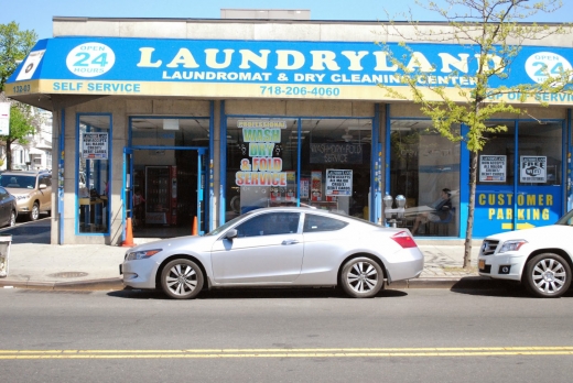 Laundryland in Queens City, New York, United States - #2 Photo of Point of interest, Establishment, Laundry