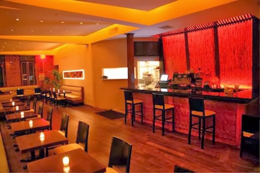 Blend in Long Island City, New York, United States - #2 Photo of Restaurant, Food, Point of interest, Establishment, Bar