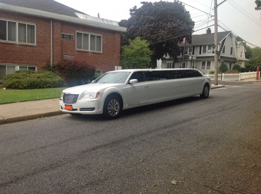 Pearl Limousine NYC Inc in Kings County City, New York, United States - #2 Photo of Point of interest, Establishment