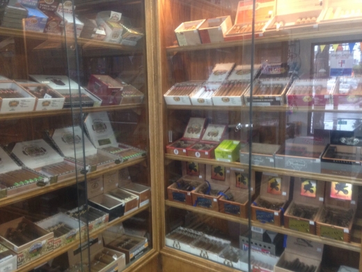 Bay Cigars And Tobacco in Richmond City, New York, United States - #3 Photo of Point of interest, Establishment, Store
