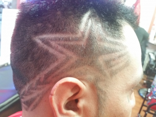 Photo by <br />
<b>Notice</b>:  Undefined index: user in <b>/home/www/activeuser/data/www/vaplace.com/core/views/default/photos.php</b> on line <b>128</b><br />
. Picture for Evaristo Hair Styles Barber Shop in New York City, New York, United States - Point of interest, Establishment, Health, Hair care