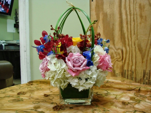 Photo by <br />
<b>Notice</b>:  Undefined index: user in <b>/home/www/activeuser/data/www/vaplace.com/core/views/default/photos.php</b> on line <b>128</b><br />
. Picture for Celebrity Florists in Great Neck City, New York, United States - Point of interest, Establishment, Store, Florist