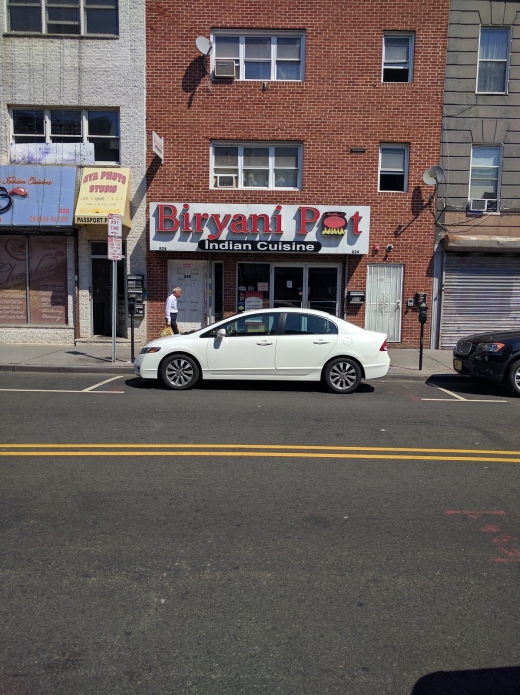 Biryani Pot New Jersey in Jersey City, New Jersey, United States - #2 Photo of Restaurant, Food, Point of interest, Establishment