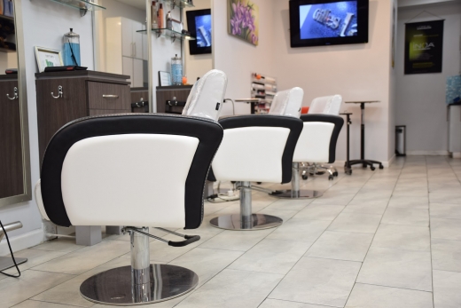 Photo by <br />
<b>Notice</b>:  Undefined index: user in <b>/home/www/activeuser/data/www/vaplace.com/core/views/default/photos.php</b> on line <b>128</b><br />
. Picture for Le Reve hair salon in New York City, New York, United States - Point of interest, Establishment, Beauty salon, Hair care