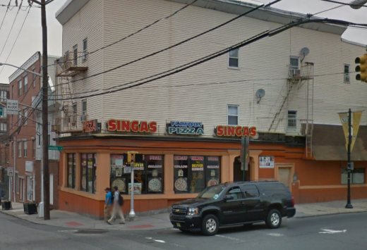 Singas Famous Pizza in Jersey City, New Jersey, United States - #1 Photo of Restaurant, Food, Point of interest, Establishment, Meal takeaway, Meal delivery