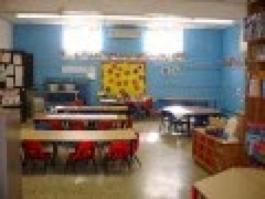 Gloria Dei Nursery School in New Hyde Park City, New York, United States - #3 Photo of Point of interest, Establishment, School