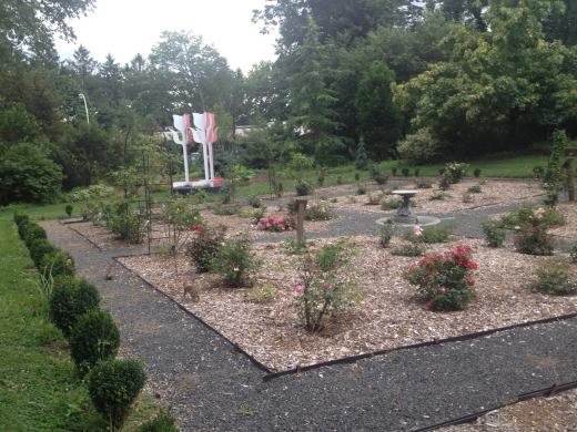 Clark Memorial Garden in Roslyn Heights City, New York, United States - #1 Photo of Point of interest, Establishment, Cemetery
