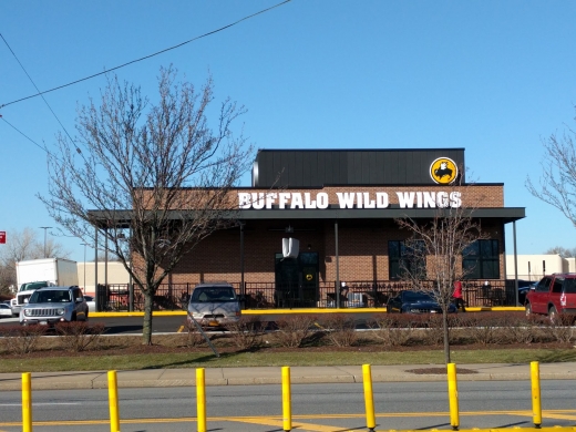 Buffalo Wild Wings in Queens City, New York, United States - #2 Photo of Restaurant, Food, Point of interest, Establishment, Meal takeaway, Bar