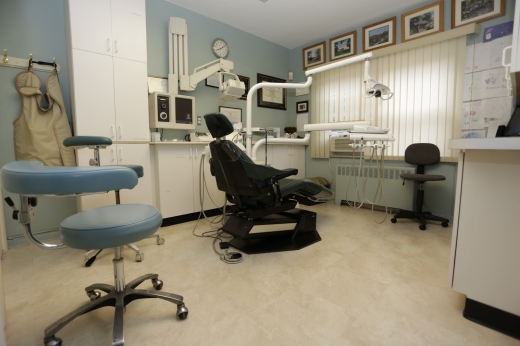 Michael Costa DMD (DDS) in Richmond City, New York, United States - #2 Photo of Point of interest, Establishment, Health, Dentist