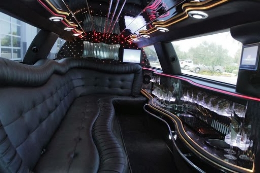 Ultimate Party Bus & Limo in Wayne City, New Jersey, United States - #3 Photo of Point of interest, Establishment