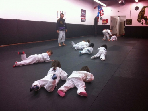 Photo by <br />
<b>Notice</b>:  Undefined index: user in <b>/home/www/activeuser/data/www/vaplace.com/core/views/default/photos.php</b> on line <b>128</b><br />
. Picture for Grind Brazilian Jiujitsu in Brooklyn City, New York, United States - Point of interest, Establishment, Health