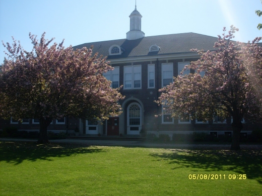 F N Brown Elementary School in Verona City, New Jersey, United States - #1 Photo of Point of interest, Establishment, School