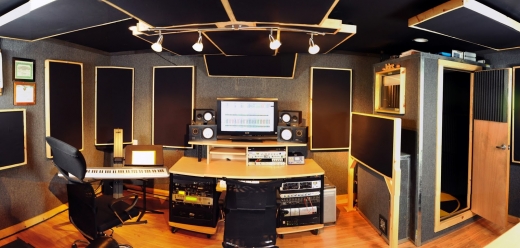 R & J Recording Studios in Perth Amboy City, New Jersey, United States - #2 Photo of Point of interest, Establishment