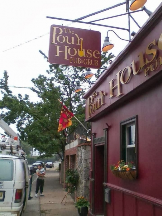 Pour House Pub & Grub in West Orange City, New Jersey, United States - #2 Photo of Restaurant, Food, Point of interest, Establishment, Bar