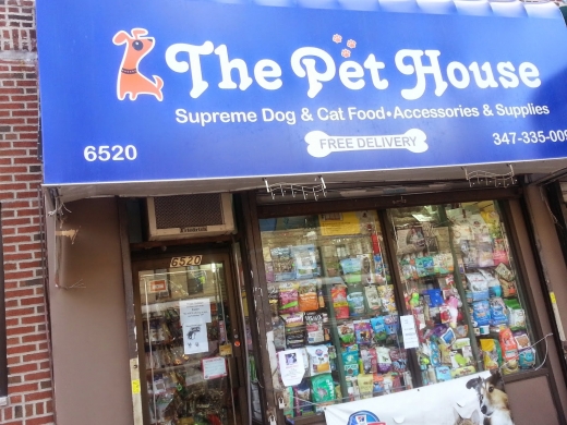 THE PET HOUSE in Queens City, New York, United States - #1 Photo of Point of interest, Establishment, Store
